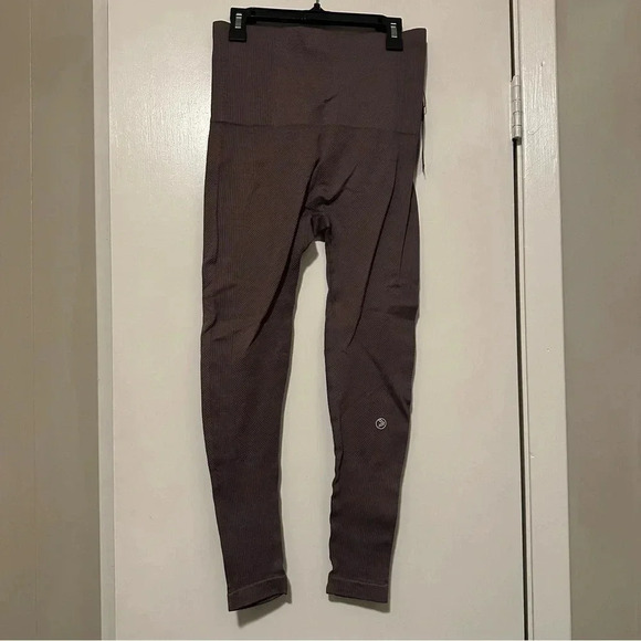 NWT Savvi Sommer leggings brownish purple size M - Picture 1 of 10